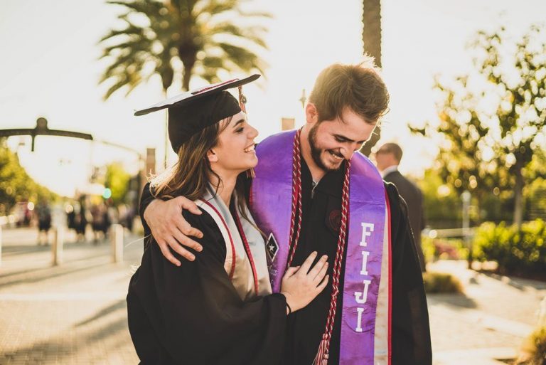 100 Ucapan Selamat Wisuda Terlengkap Untuk Pacar, Sahabat, & Teman